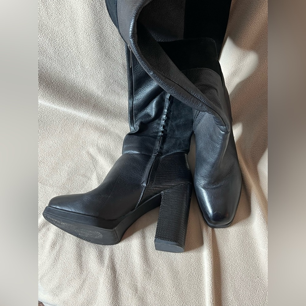 Size 8 Circus Howell by Sam Edelman Over-The-Knee Boots